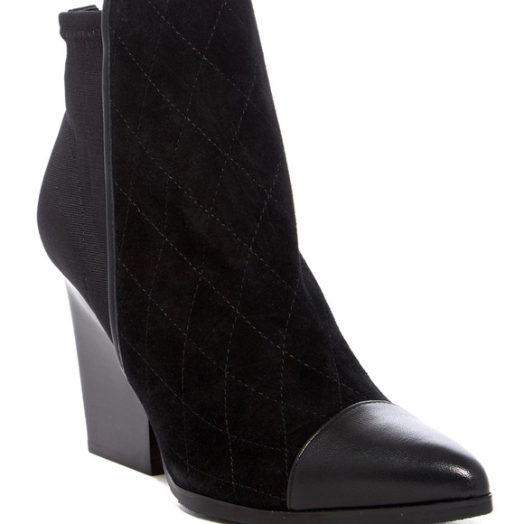 Donald J. Pliner Shoes - NIB DONALD PLINER BLACK VALDEZ BOOTIE BLACK 10